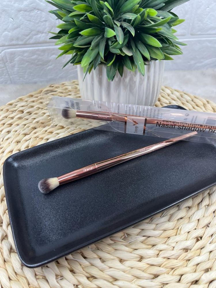 Imagen de BROCHA P/ SOMBRA NASAL S013