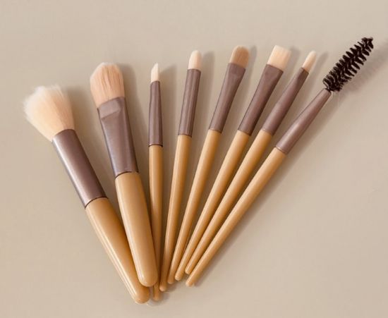 Imagen de KIT PINCELES EN BOLSA 8PCS 5843