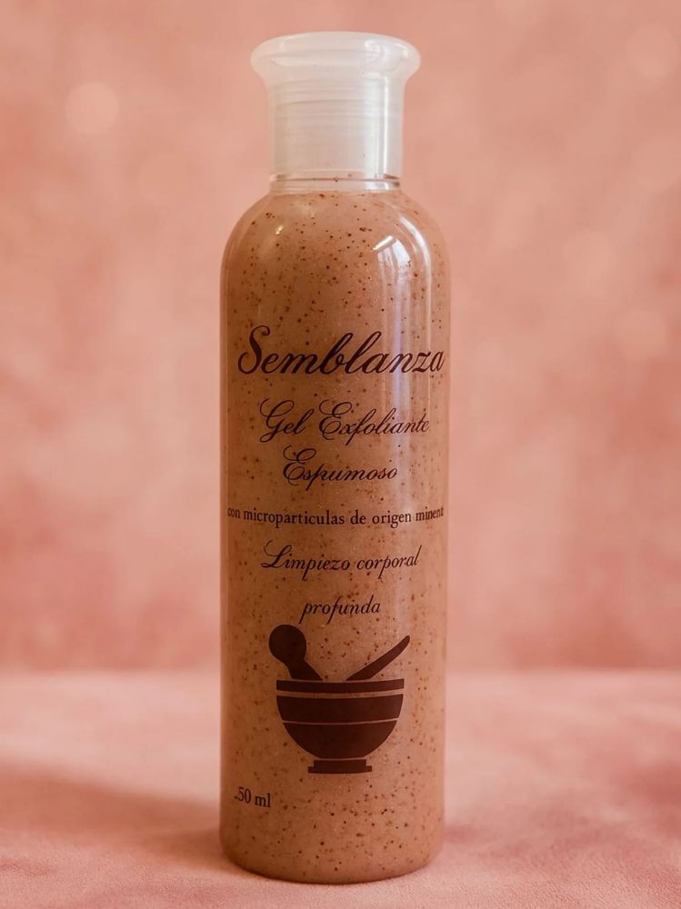 Imagen de GEL EXFOLIANTE ESPUMOSO SEMBLANNT 300ML